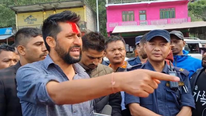 Salute Rabi Lamichhane ! 'Time Card' System Apply in Kathmandu , now people will get citizenship within an hour